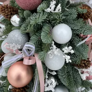 E��� ��������